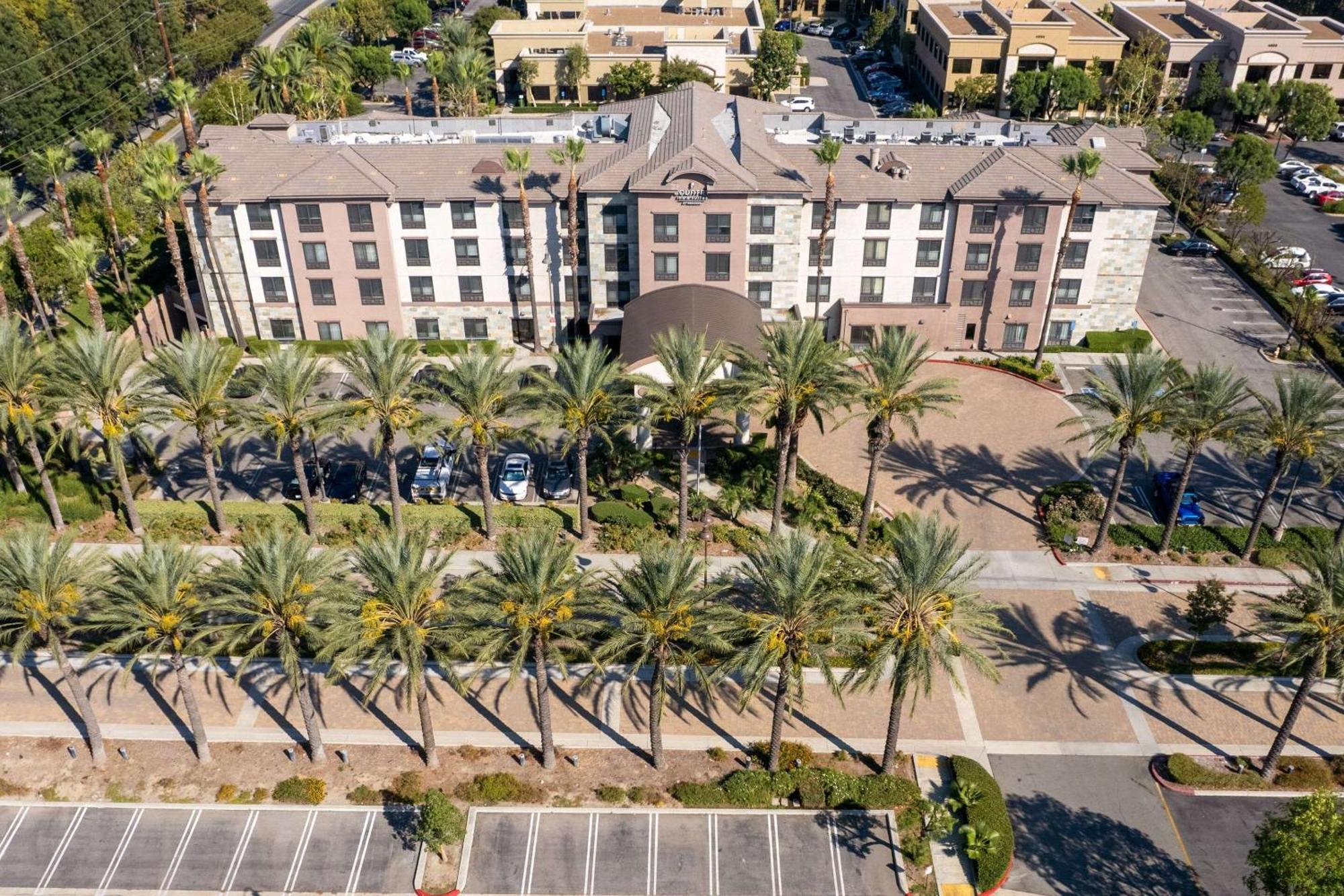Country Inn & Suites By Radisson, Ontario At Ontario Mills, Ca Extérieur photo